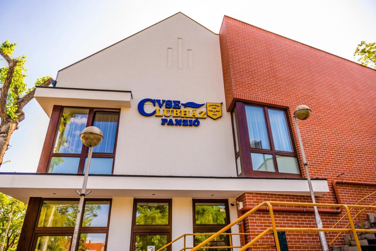 세글레드 Cvse Clubhaz Es Panzio B&B 외부 사진